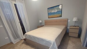 Room - Room-double Suite in Villa With Private (San Teodoro)