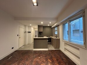 Oven, coffee/tea maker, electric kettle, toaster - Beautiful 1 bedroom apartment in the center of Buenos Aires city (City of Buenos Aires)