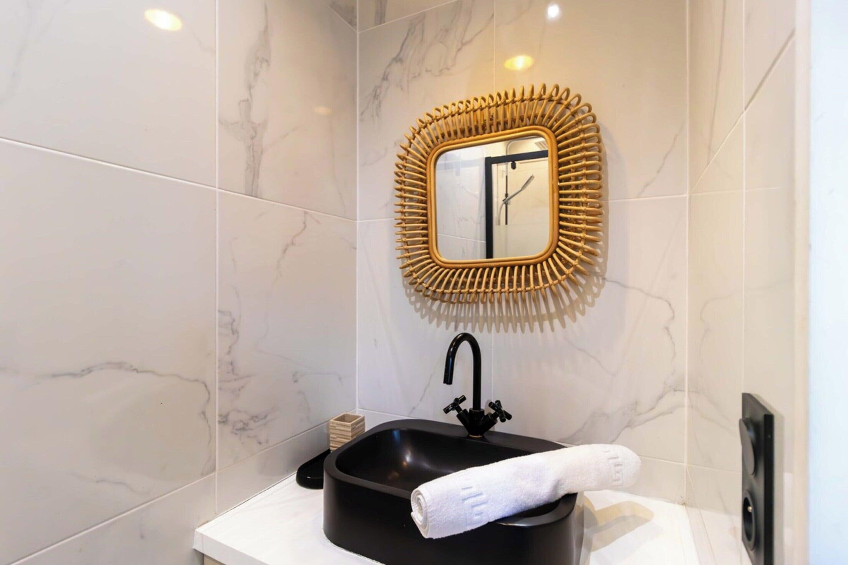 Departamento | Baño | Secadora de cabello, jabón, shampoo 