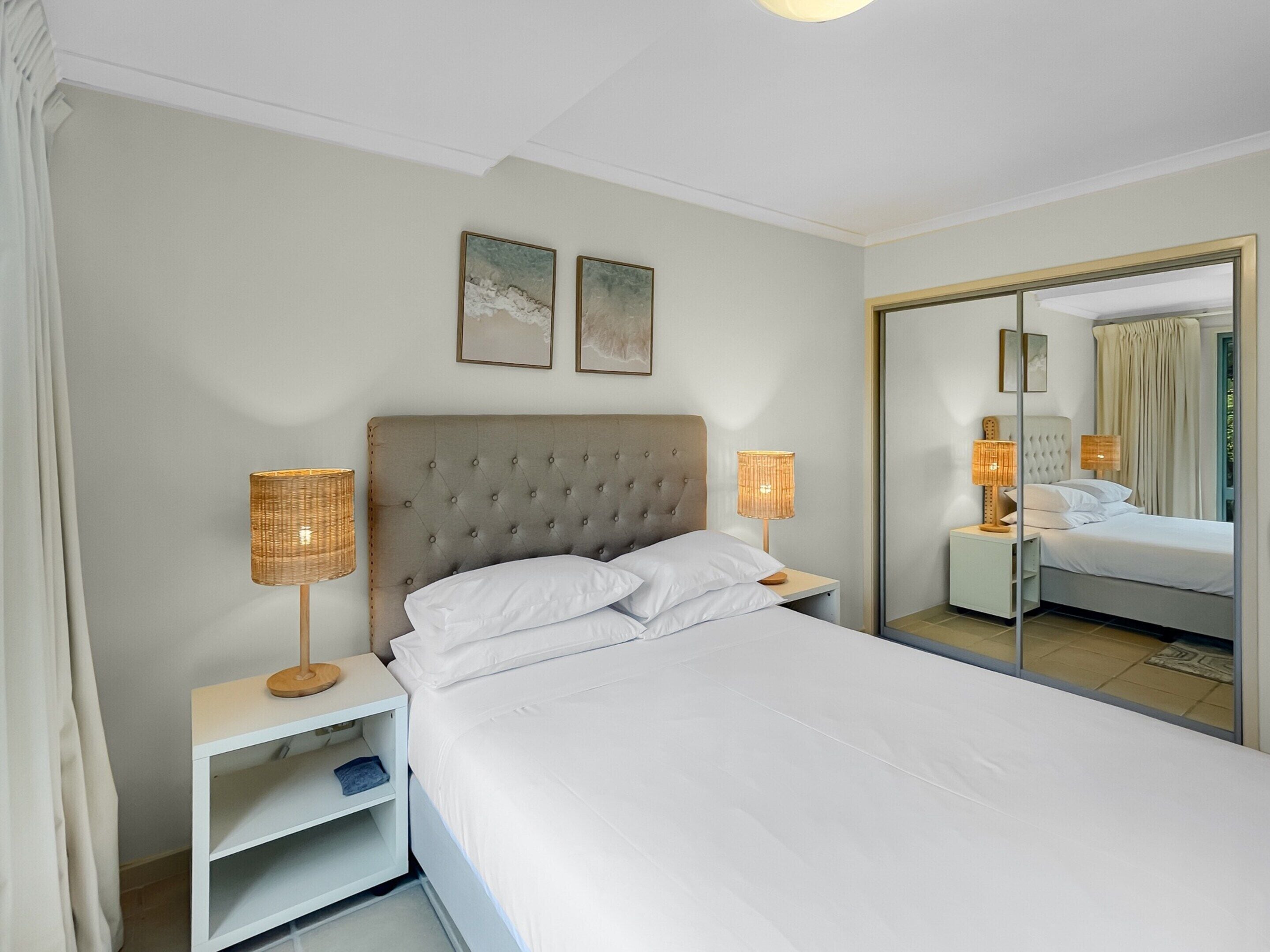 2 bedrooms, bed sheets