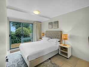 Căn hộ | 2 phòng ngủ, bộ trải giường 