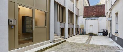 Apartment | Exterior