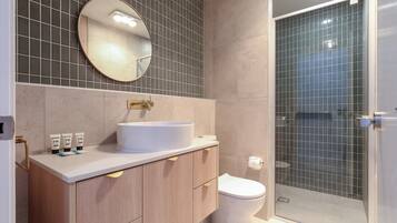 Apartment | Bathroom | Towels
