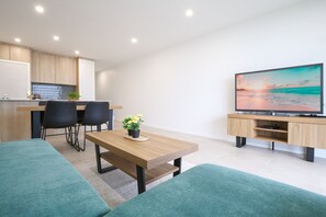 Apartment | Interior - Stunning 1-bed Bayside Apartment With Superb Views (Batemans Bay)