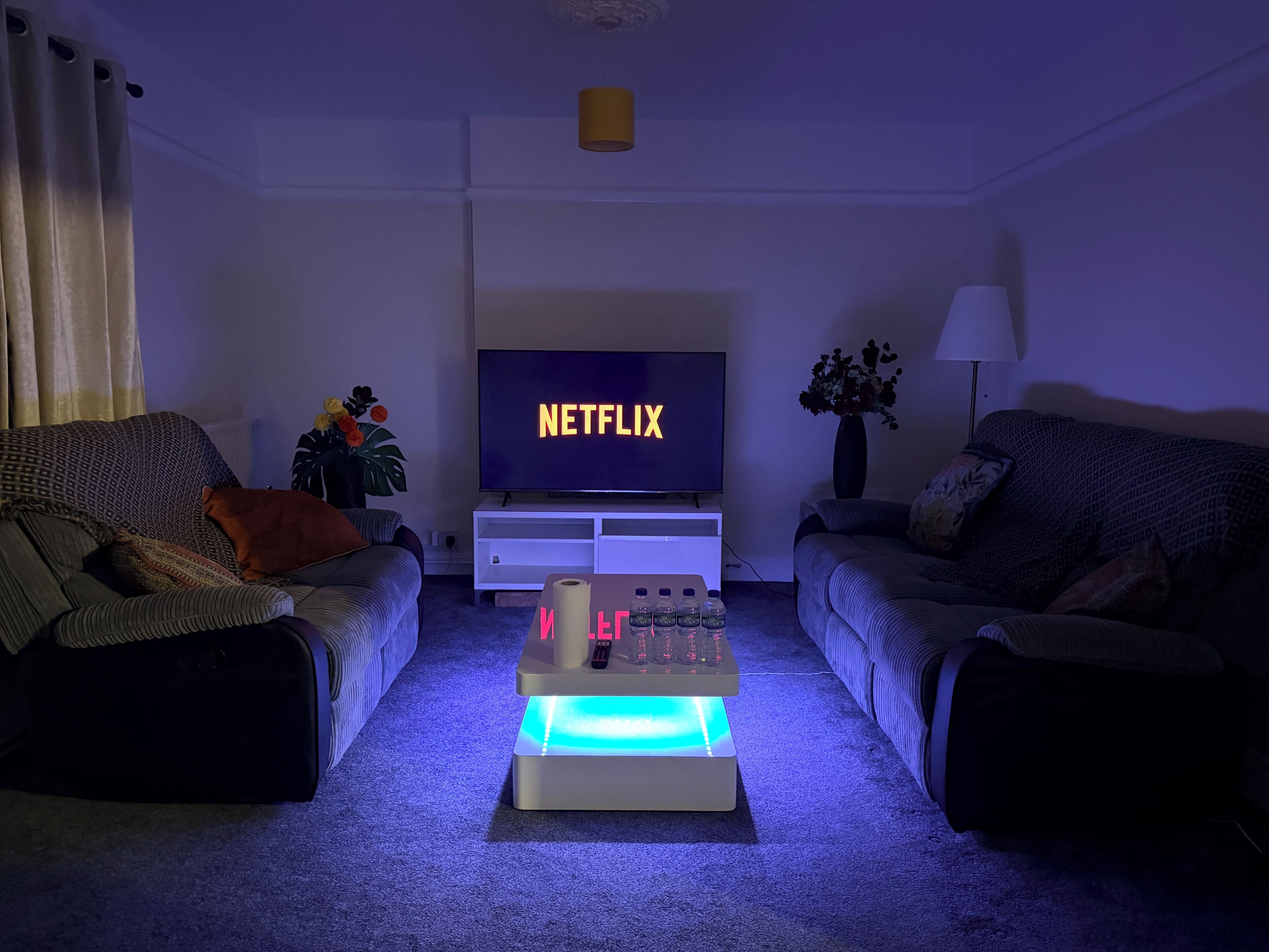 Smart TV, computer monitors