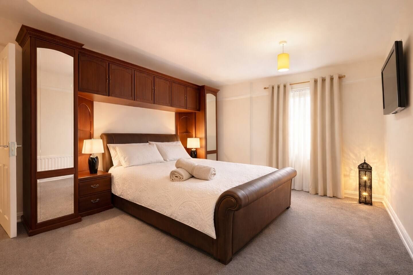 3 bedrooms, iron/ironing board, free WiFi, bed sheets