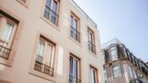 Unclassified image, 2 of 23, button - Sophisticated Apartment in Heart of Lisbon (Lisbon)
