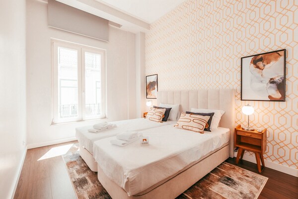 Sophisticated Apartment In Heart Of Lisbon - Campo de Ourique