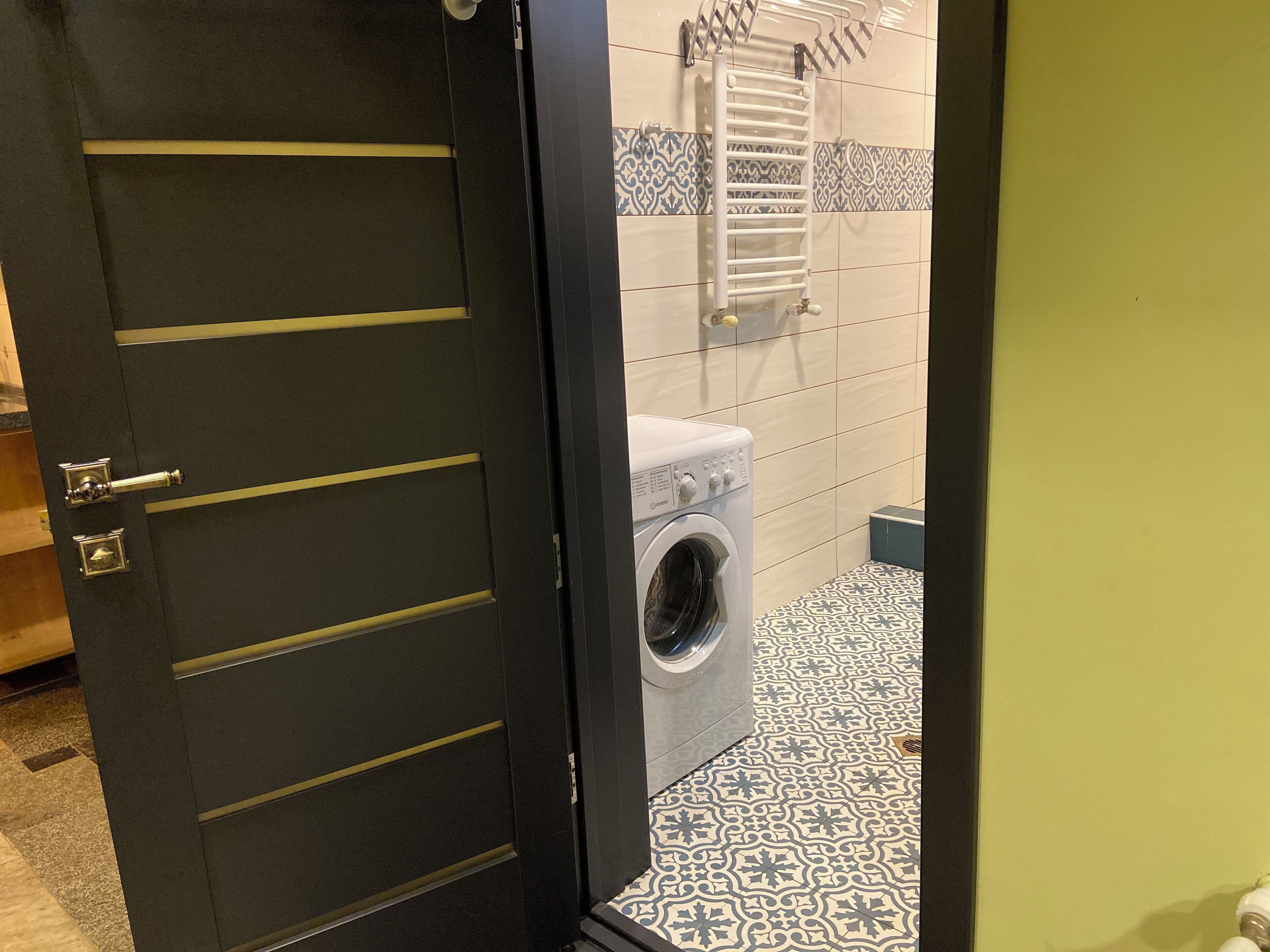 Family House, Balcony, Garden View | Bathroom