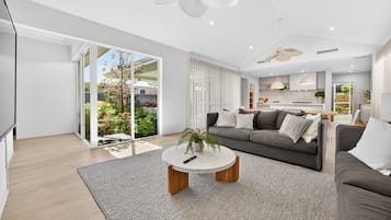 Apartment | Living room