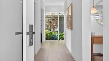 Apartment | Reception