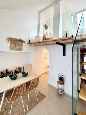 Interior - Tiny BEACH HOUSE - 2min to Beach (Salema)