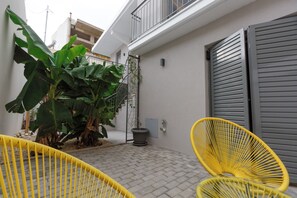 Terrace/patio - 2 Independent Apts with Yard near the City's Heart (Kalamata)