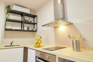 Private kitchen - La Tahona de la Magdalena Apartment (Córdoba)