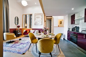 Interior - La Suite Pourpre - Duplex - Mulhouse Hyper Centre (Mulhouse)