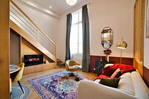 Living area - La Suite Pourpre - Duplex - Mulhouse Hyper Centre (Mulhouse)