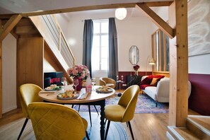Interior - La Suite Pourpre - Duplex - Mulhouse Hyper Centre (Mulhouse)