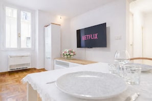 Interior - Elegantis.it Pompeo Magno Suite Apartment (Roma)