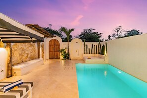 Outdoor pool - Private 1BR Pool Villa in Canggu • Near Beach & Cafés (Badung Regency)