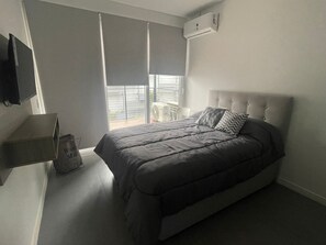 1 bedroom, iron/ironing board, Internet, bed sheets - Montarent 212 (Buenos Aires)