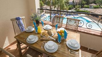 House | Balcony
