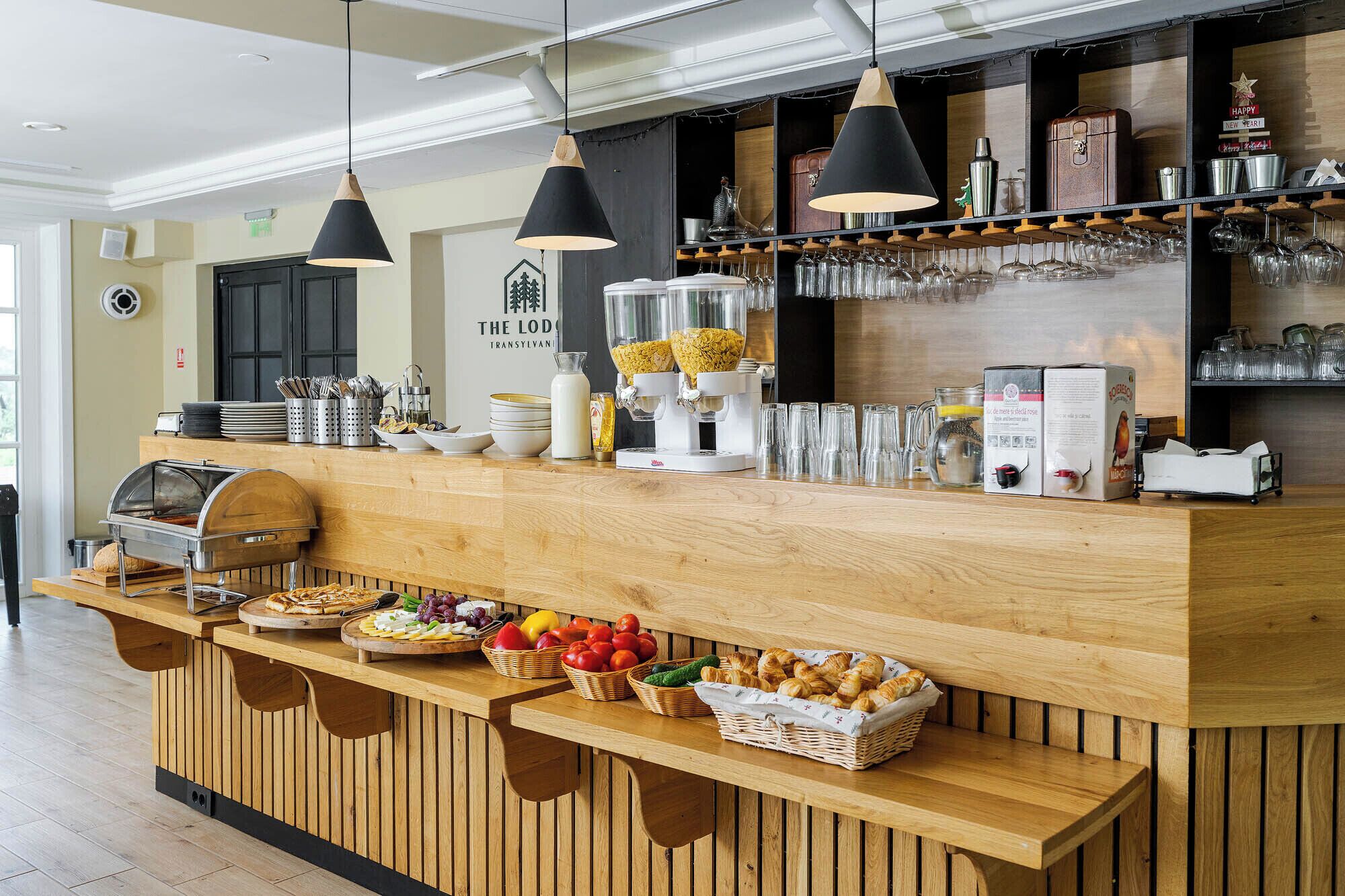 Petit déjeuner buffet compris tous les jours