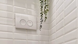 Căn hộ | Phòng tắm | Máy sấy tóc, khăn tắm, xà phòng, dầu gội