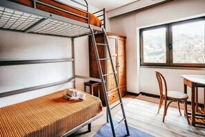 独立别墅 | 5 多间卧室、熨斗/熨衣板