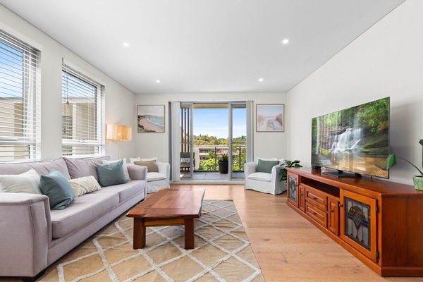 Apartment | Living area
