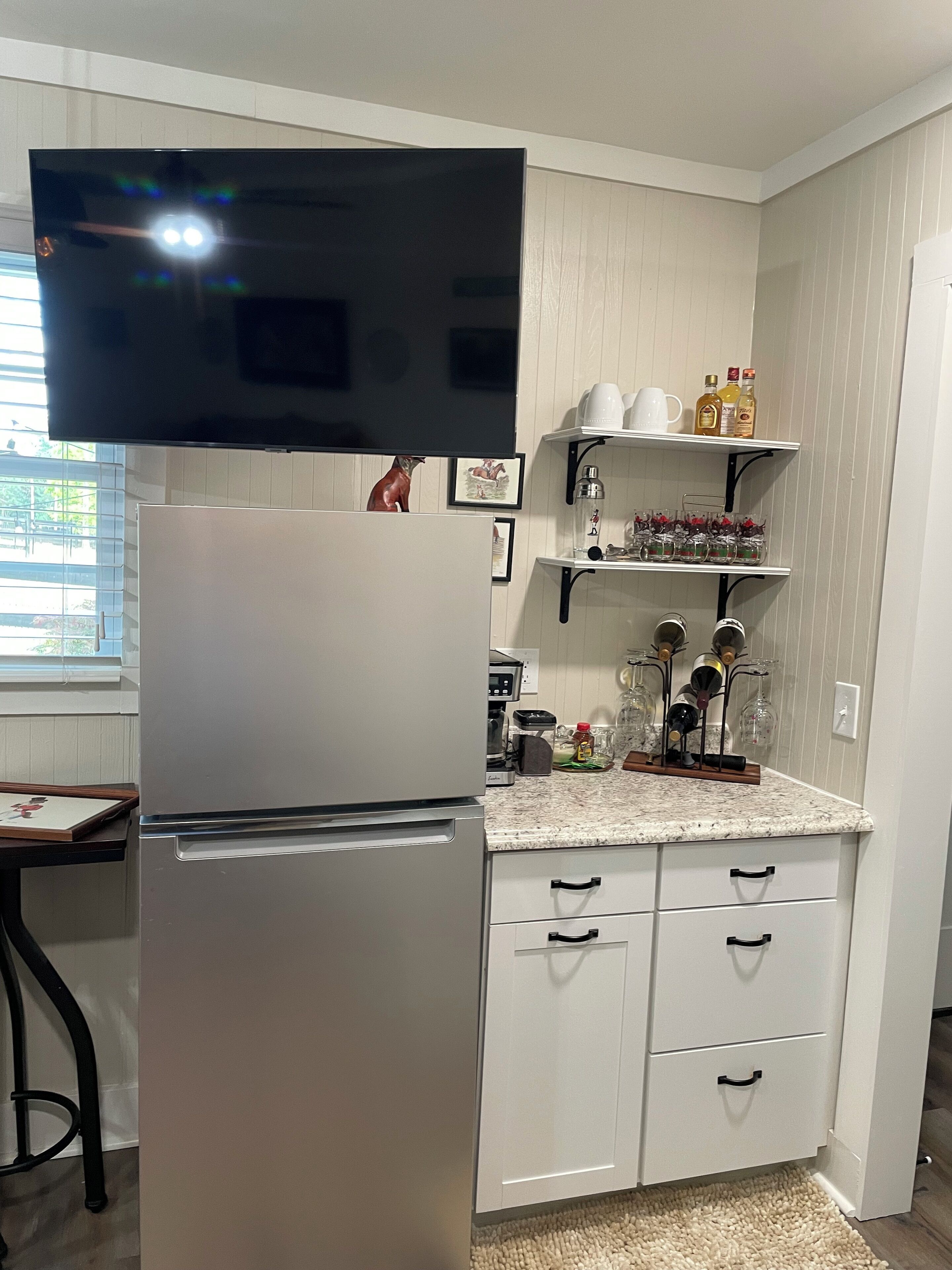 Micro-ondes, lave-vaisselle