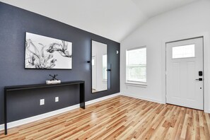 Interior - Luxury 3br Close To DTWN/NRG/Medical Center (Houston)