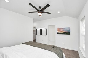 3 bedrooms, desk, iron/ironing board, free WiFi - Luxury 3br Close To DTWN/NRG/Medical Center (Houston)