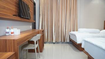 Twin Room, Hill View | Desk, laptop workspace, free WiFi, bed sheets