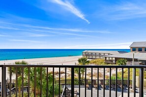 Property grounds - Amazing Gulf Views! Resort Pools • Beach Chairs Service (Panama City Beach)