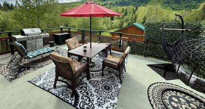 Charming cottage mountain view - 5 min from ski slopes with fireplace