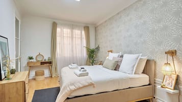Apartment | 1 Schlafzimmer, laptopgeeigneter Arbeitsplatz, Bügeleisen/Bügelbrett