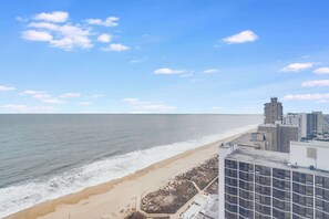 Beach nearby - Atlantis 2003 (Ocean City)