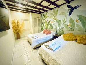 2 habitaciones, tabla de planchar con plancha, wifi y ropa de cama