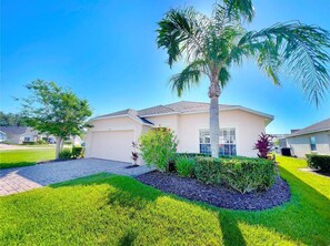 Exterior - 4 bedroom retreat with private pool in Davenport FL (Davenport)