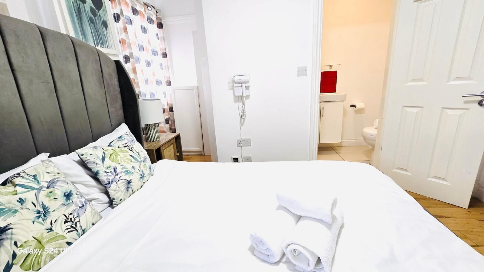 1 室のベッドルーム、アイロン / アイロン台、WiFi、ベッドシーツ