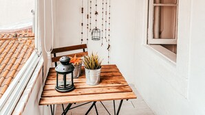 Balcony - Pet-friendly Lisbon Stay (Lisbon)