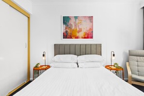 Apartment | 1 bedroom, bed sheets - Bright Studio Stay in Central Parramatta (Sydney)