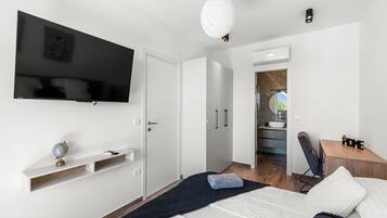4 habitaciones y muebles diferentes