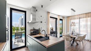 Private kitchen - Stylish Istrian Villa With Private Pool (Novigrad)