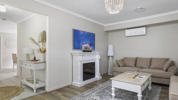 Apartment | Living room