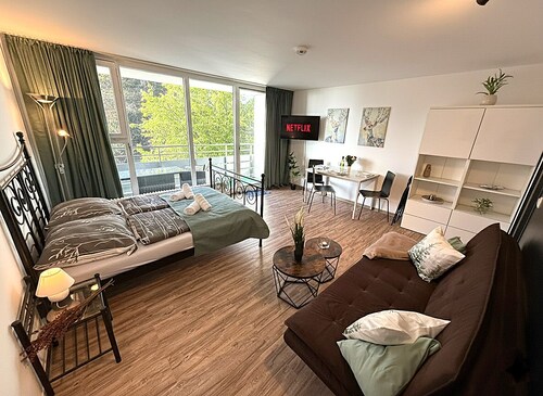 Cozy Studio Bayerwald Apartment+Netflix+POOL+SAUNA - BERGBLICK +BALKON