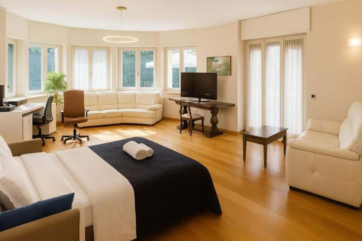 Chambre Triple Confort, vue jardin | Wi-Fi gratuit