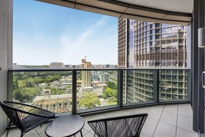 Apartment | Balcony - Modern City Escape With Pool Access and Views (Brisbane)