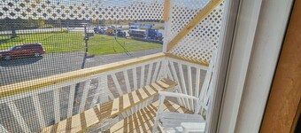 Katahdin Valley Motel