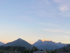 Miscellaneous - Mountain Views (Glenorchy)